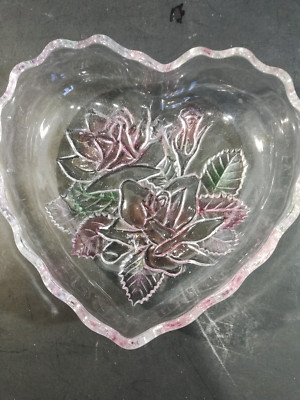 Studio Nova glass heart shaped candy dish approx. 5 3/4