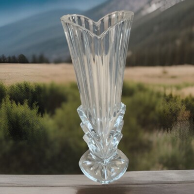Lead Crystal Flower Vase Studio Nova Belmont Heart Shaped 8”-image