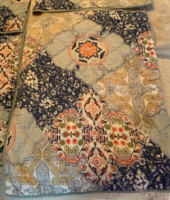 Pair Pottery Barn Blue Marrakesh Medallion quilted Pillowshams Standard-image