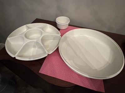 Tupperware Veggie Chip Serving Tray Vintage  1665-2 & dip bowl no lid (3 pieces)-image