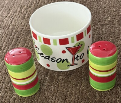 Christmas Stoneware Large Dip Chiller  Margarita Bowl Salt Pepper Shakers Set-image