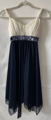 Women's Enfocus Studio Size 6 Off White, Blue Dress Sequin-image