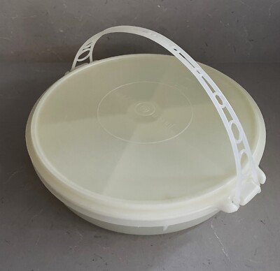 4 pcs Tupperware Large 242-1  12