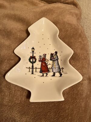 Studio Nova Christmas Shoppers, Tree Shaped Ceramic Candy/Nut Dish MZ543-image