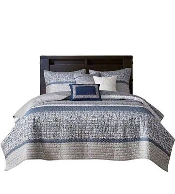 Madison Park Rhapsody Reversible Quilt Set Queen 6-piece w Throw Pillows-image