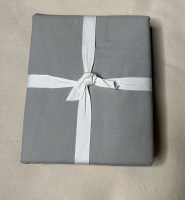 Pottery Barn Dream Duvet Cover/Sateen 300 Thread Count Full/Queen Gray 020-image