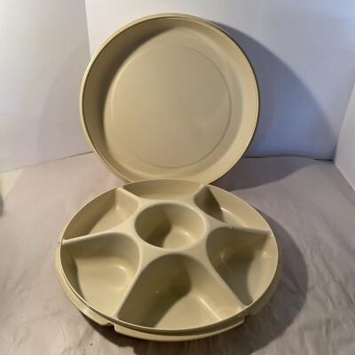 Vintage Tupperware Veggie Chip Dip Divided Serving Tray 1665-2 Lid 1666-2 Almond-image