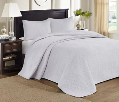 Madison Park Quebec Reversible Coverlet Set-image