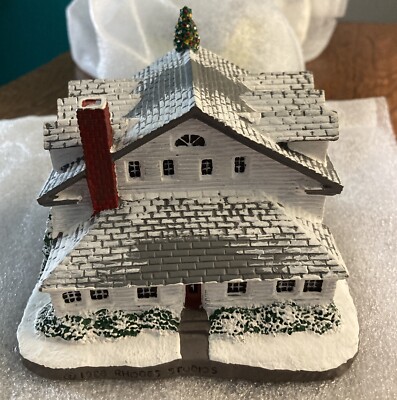 Rockwell's Studio Norman Rockwell Christmas Village Main Street Collection 1988-image