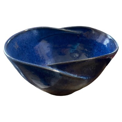 Hand Thrown Studio Art Pottery Bowl  Signed Blue Speckled Glaze 8” Petal Shaped-image