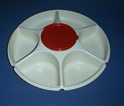 TUPPERWARE Tacos/Vegetables/Fruit Divided Serving Tray 1665, Dip Bowl & RED Seal-image