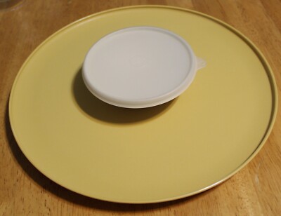 Tupperware ~ Vintage DIP 'N SERVE TRAY/BOWL SET - Harvest Gold/Almond - 1970's-image