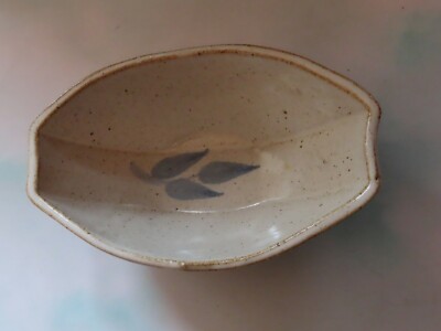 BOAT SHAPED STUDIO ART POTTERY DISH SIGNED OBL '95 -image