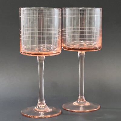 MCM Set of 2 Studio Nova PARK AVENUE GRID PINK White Wine Glasses 7