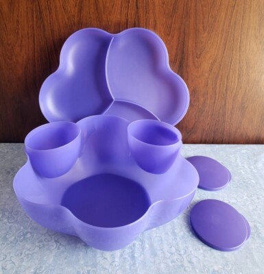 Tupperware Purple CHIP N’DIP Set + 2 Dip Bowls/Lids EUC no scratches or cracks-image