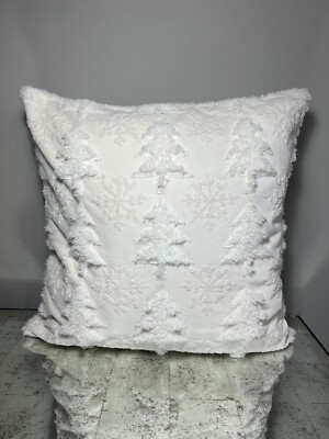 Pottery Barn Sherpa Tree And Snowflake Pillow-image
