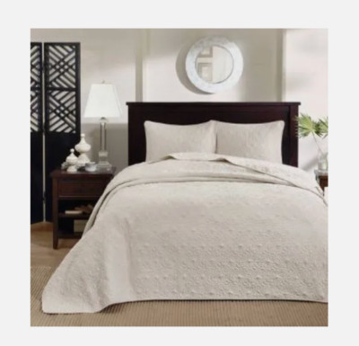 Madison Park Reversible Bedspread Set - Ivory-Queen-image