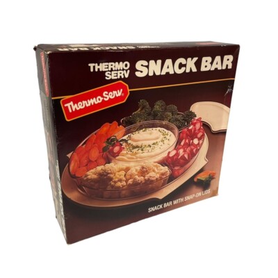 Thermo Serv Snack Bar 4 Compartments N Center Bowl With Lids New In Pkg Vintage-image