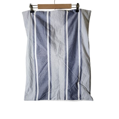 POTTERY BARN KIDS Yarn Dye Blue Nautical Striped STANDARD Pillow Shams Set of 2-image