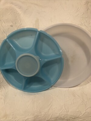 Tupperware 1665 & 1667 Large divided serving tray: veggie, Snacks & Dip-image