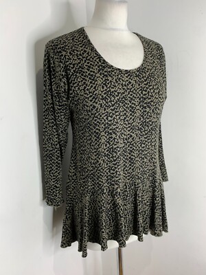 MASAI geometric pattern dip hem jersey top L VGC classic green black ruffle-image