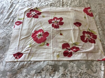 POTTERY BARN RED POPPIES PILLOW SHAM  STANDARD 100% COTTON  19