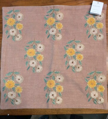 POTTERY BARN Laila Embroidered Pillow Cover - 20