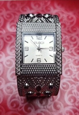 Studio Time Quartz Watch Silver Tone Faux Gemstone Cuff Bangle New Battery 2728-image