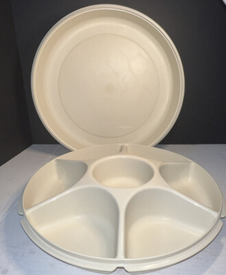 Vintage Tupperware Ivory 2 Piece Divided Party/Dip  Tray #1665-1 & Lid #1666-1-image