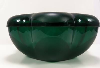 NEW Tupperware Green  Dip Chip Bowl 5.6L 1.5 gal Large Flower Shaped -image