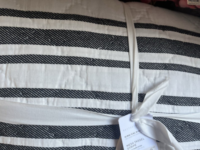 Pottery Barn Mesa striped Handcrafted King  quilt with tassel corners  New-image