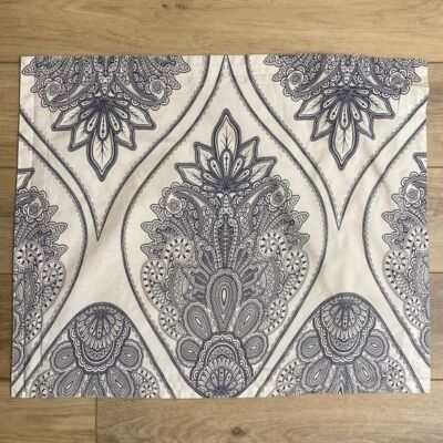 Pottery Barn Cassidy Medallion Standard Sham-image