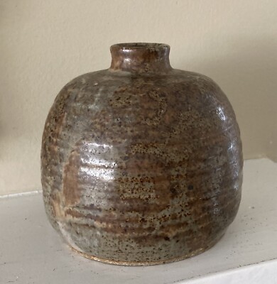 Vintage Signed Studio Art Pottery Beehive Inkwell Bottle Shaped Vase Earth Color-image