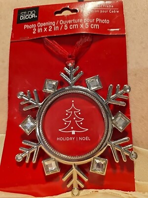 Christmas Snowflake Shaped  Ornament  Photo Picture Frame  Metal Studio Decor-image