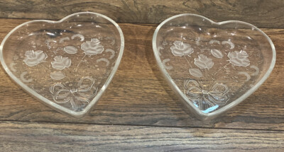 2 Heart Shaped Candy Nut Trinket Dish Bowl Etched Glass Frosted Rose Studio Nova-image