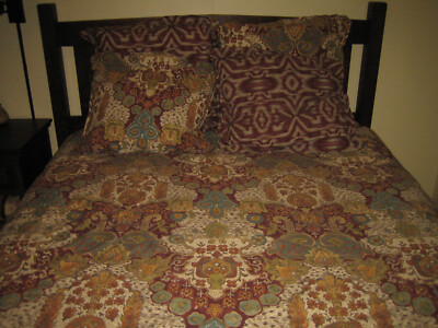 Pottery Barn Angelina Ikat, Queen Duvet, 2 Euro, 2 Std. Shams. Reversable.-image