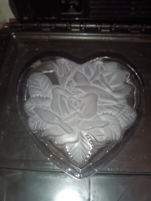 Studio Nova Made In Japan Glass Heart Shaped Embossed Candy Dish Trinket Bowl-image