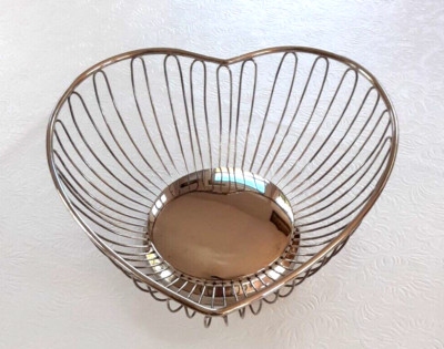 Studio Silversmiths Heart Shaped Bowl-image