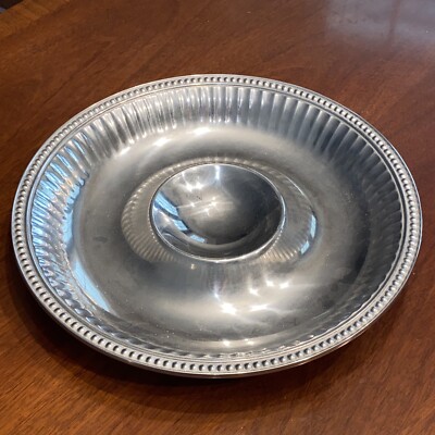Wilton Armetale Flutes and Pearls Large Round Chip and Dip Server 15.5-Inch-image