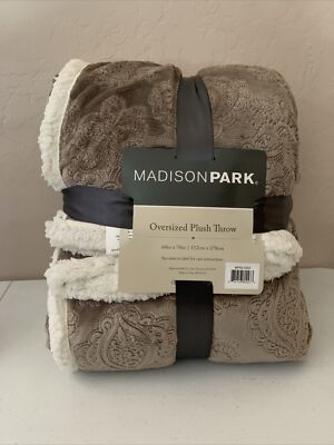 Madison Park Elma Brown White Oversized Plush Throw 60 x 70-image