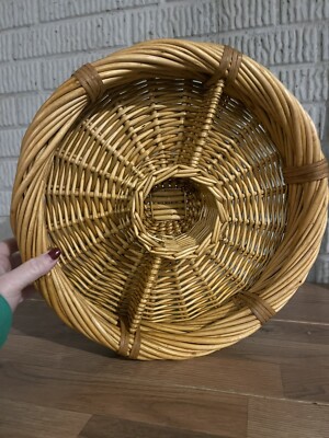 Vintage Woven Wicker Basket Chip Dip Appetizer Serving Tray Rattan Bamboo Round-image