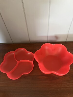 Tupperware Chip Dip Red   Serving Tray Lid bowl 1.5 Gal #4624A-1 And 4625A-2-image