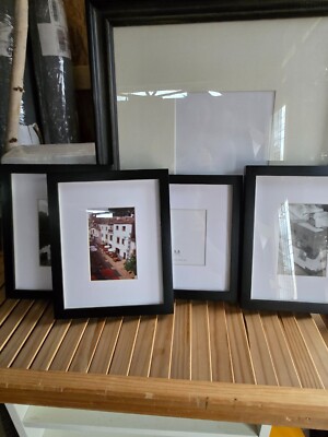 POTTERY BARN Wood Gallery Frame in Black  (9 x 11 frame/4x6 photo)-image