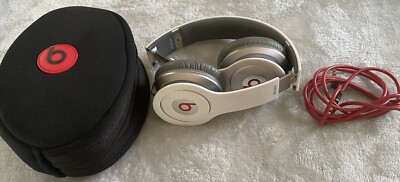 Beats by Dr. Dre Solo HD wired Headphones White W/ Cable and Case - Tested-image