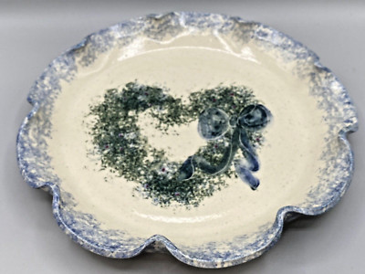 G Miller Studio Pottery Blue Spongeware Fluted Plate Heart Wreath w/Bow 11.5