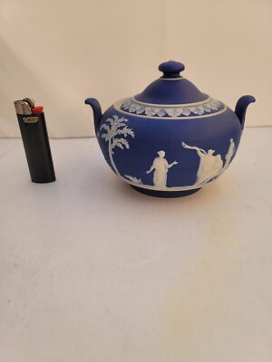 Large WEDGWOOD MI England Dark Blue Jasper Dip SUGAR BOWL & LID # 146 Ca 1930-image