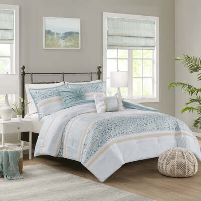 Comforter Set 5 Piece Seersucker Comforter Set with Throw Pillows-image