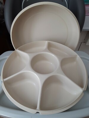 Tupperware VTG Large  Chip Dip Relish Vegetable Fruit Tray/ Lid (No Inset Bowl)-image