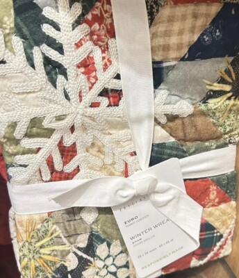 Pottery Barn Winter Wreath Quilted Euro size Sham Christmas NEW-image