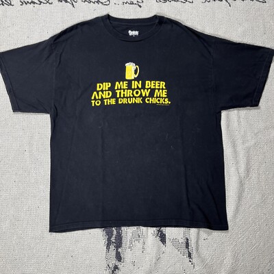 Vintage “ Dip Me In Beer And Throw Me To The Drunk Chicks.” Y2K Funny T-shirt-image